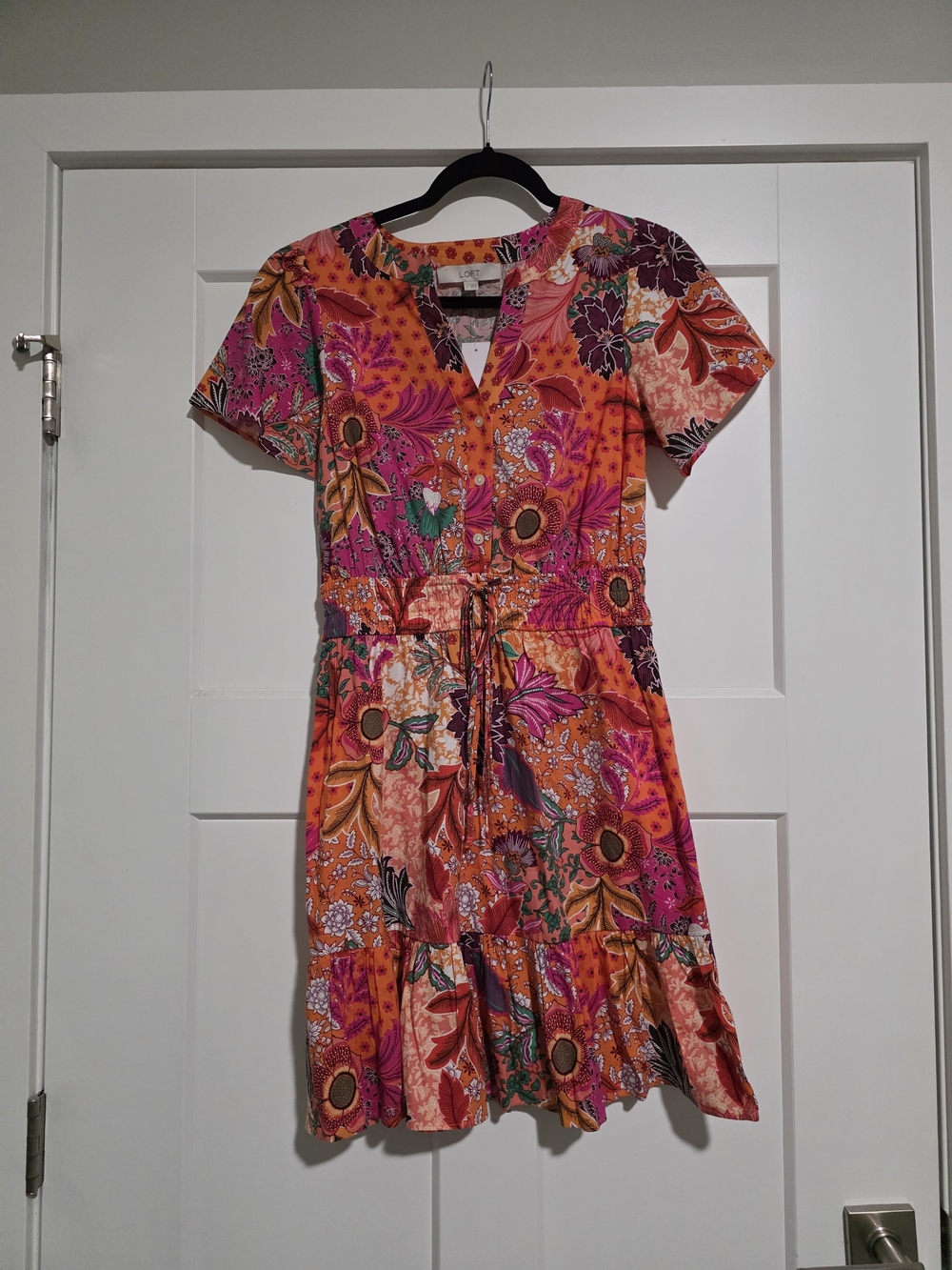 NWT Size S LOFT Vibrant Floral Stretch-Waist Mini Sundress in Multi-Color